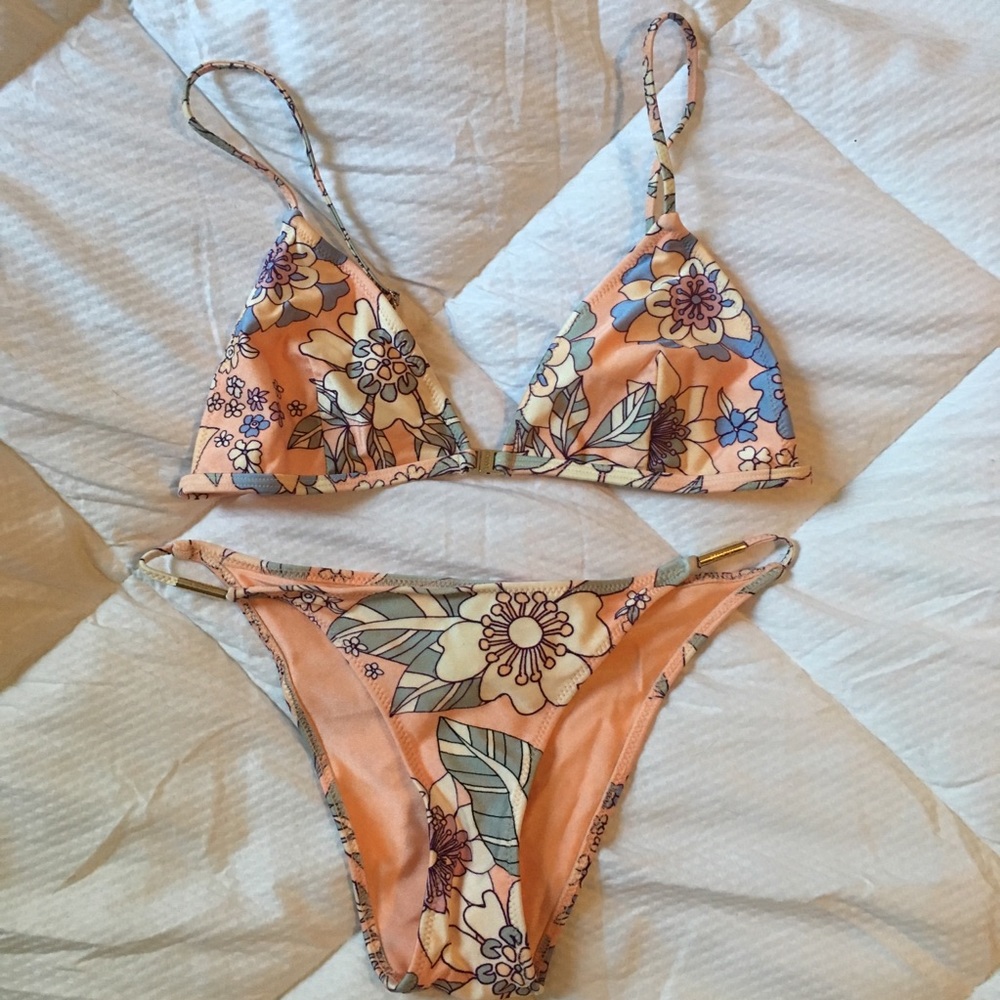 TRIANGL Bikini